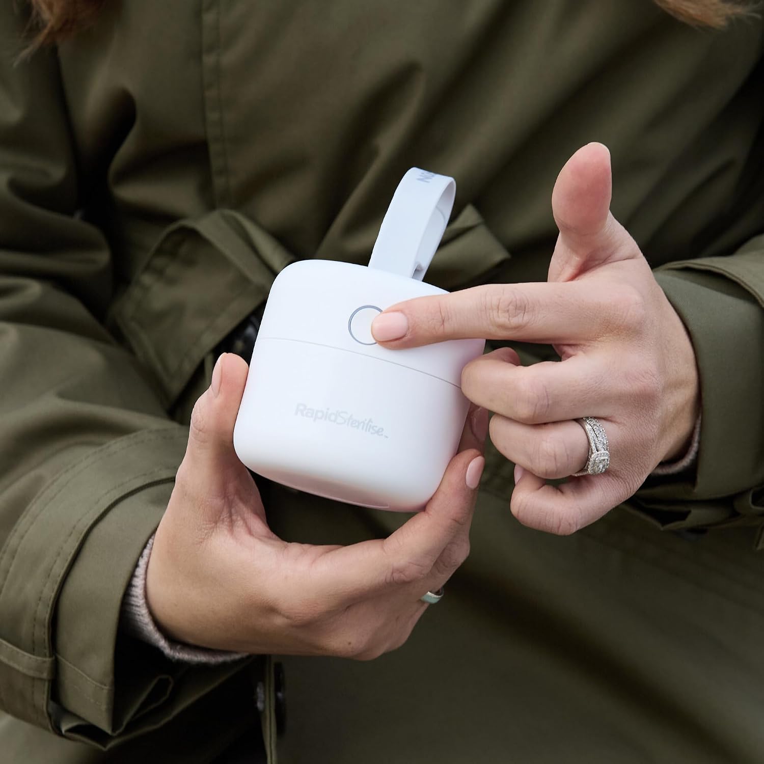 RapidSterilise - Stérilisateur de Sucettes UV, USB Rechargeable