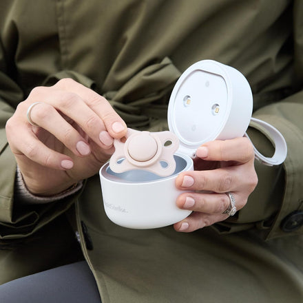 RapidSterilise - Stérilisateur de Sucettes UV, USB Rechargeable