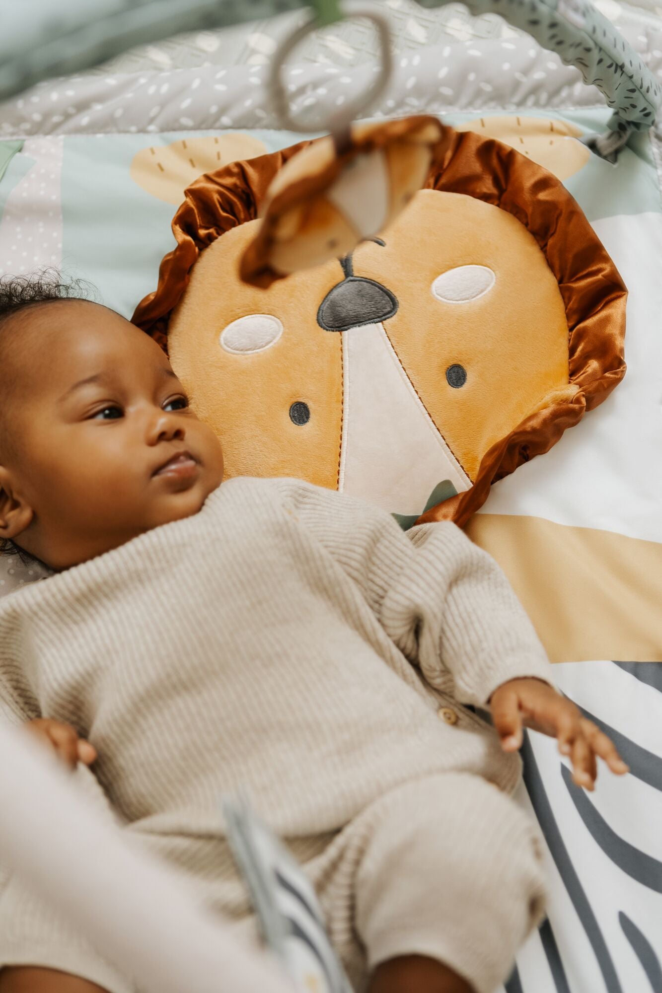 [Sélection] Aventure Animale - Tapis d’Activités avec Jouets Sensoriels et Base Rembourrée